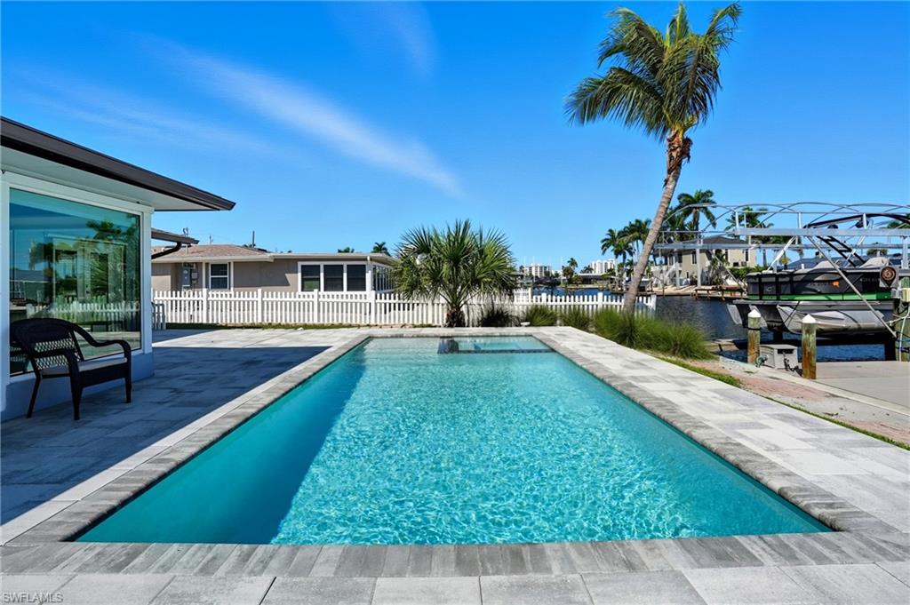 FAIRVIEW ISLES - Residential