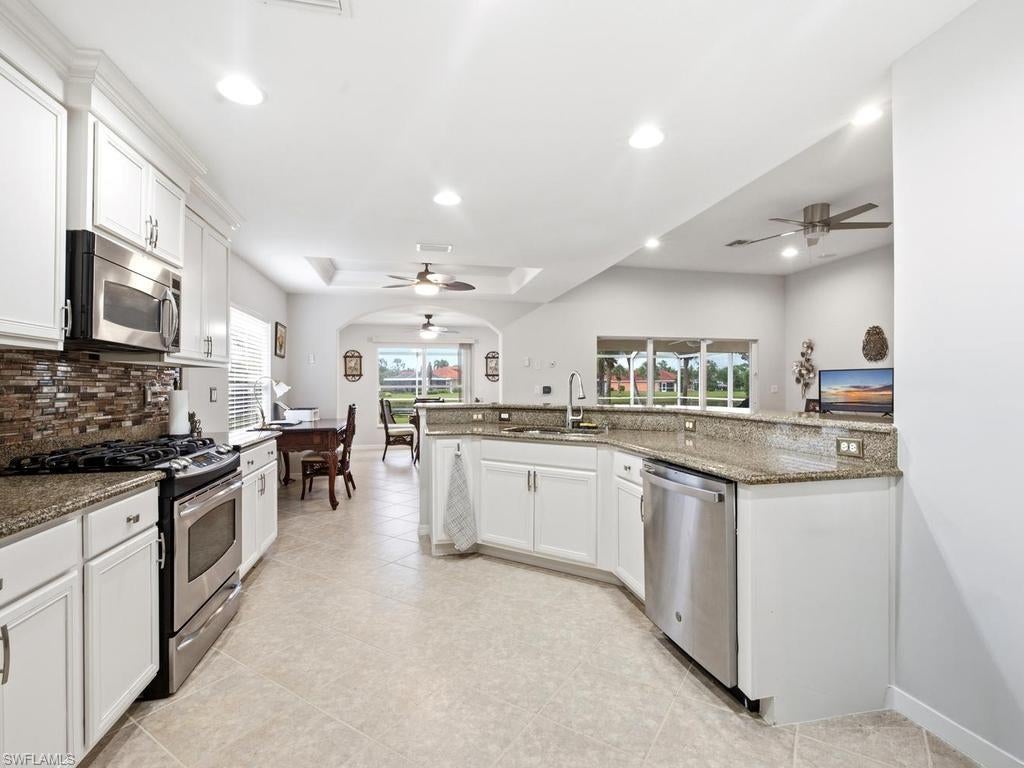 THE RESERVE AT ESTERO - Residential