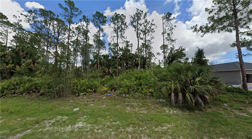 Heres your opportunity to purchase your very own land so you can build the perfect pool home on a dead end street! Has a power pole right at the front of the property for easy and cheaper connection to power! Located in the West area of Lehigh just a few minutes away from Harns Marsh Elementary and Middle school, Lehigh Senior High School, Varsity Lakes & Tortuga Elementary as well as Perkins, Wal-Mart and places of worship! Don't miss out on your chance to buy what people dream of, call today!