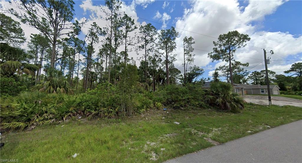 LEHIGH ACRES - Land