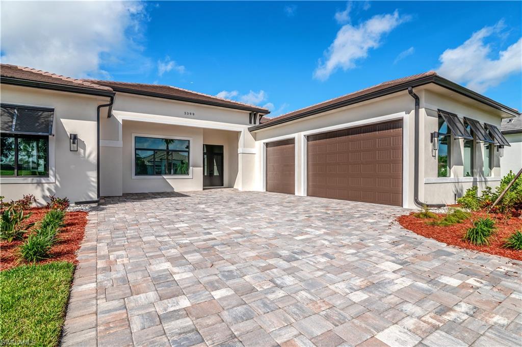 COUNTRY CLUB - Residential