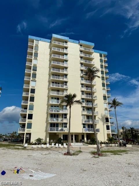ESTERO BEACH AND TENNIS CLUB - Residential
