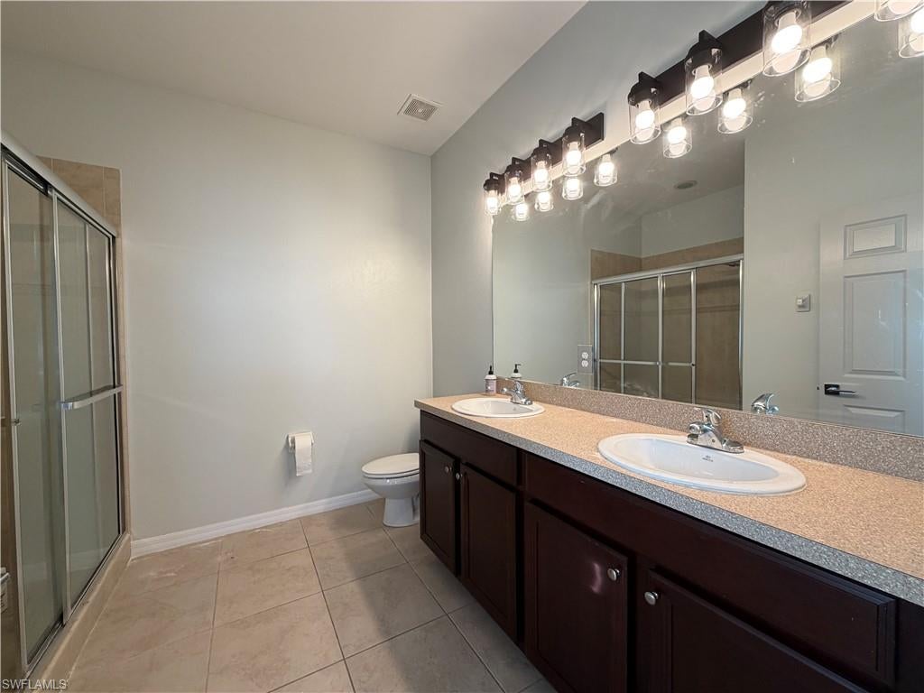 VALENCIA COUNTRY CLUB - Residential Lease