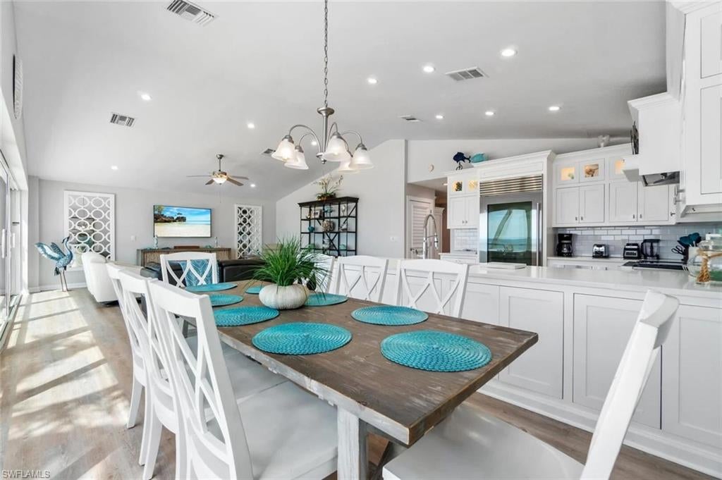 BONITA BEACH - Residential