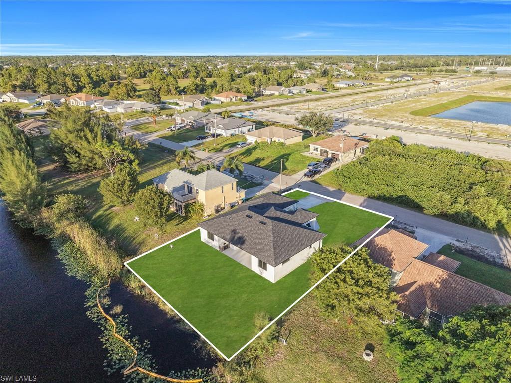 CAPE CORAL - Residential