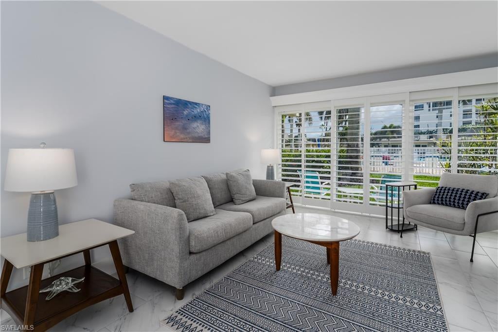 VILLE DE MARCO - Residential
