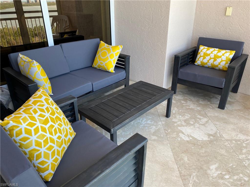 ESPERIA SOUTH - Residential Lease