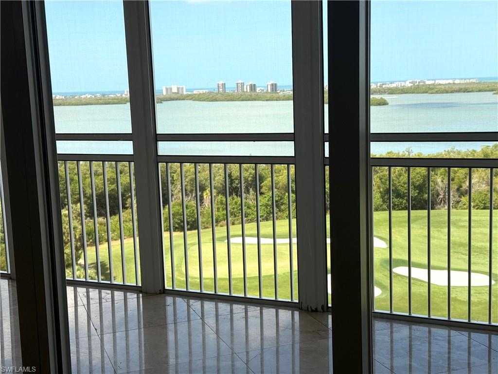 ESPERIA SOUTH - Residential Lease