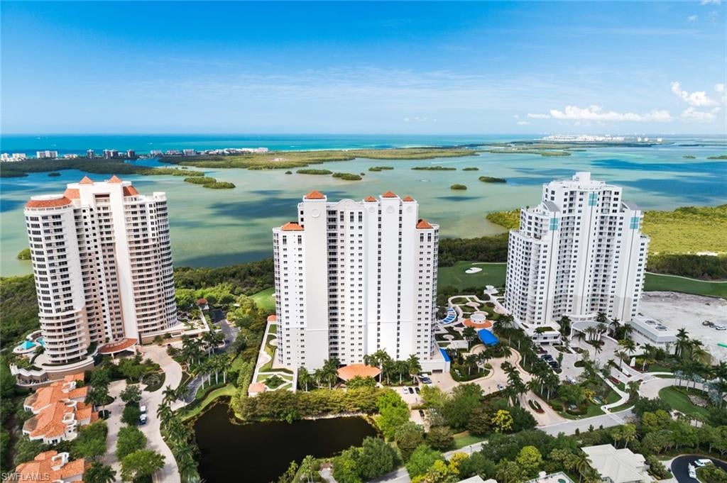 ESPERIA SOUTH - Residential Lease