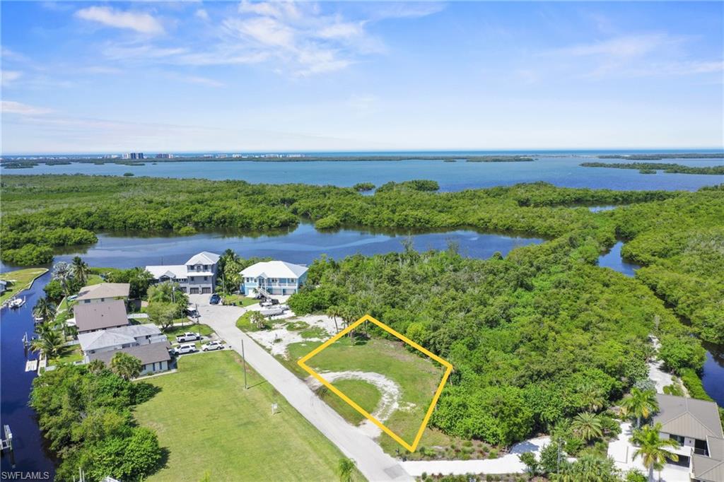 ESTERO BAY SHORES - Land