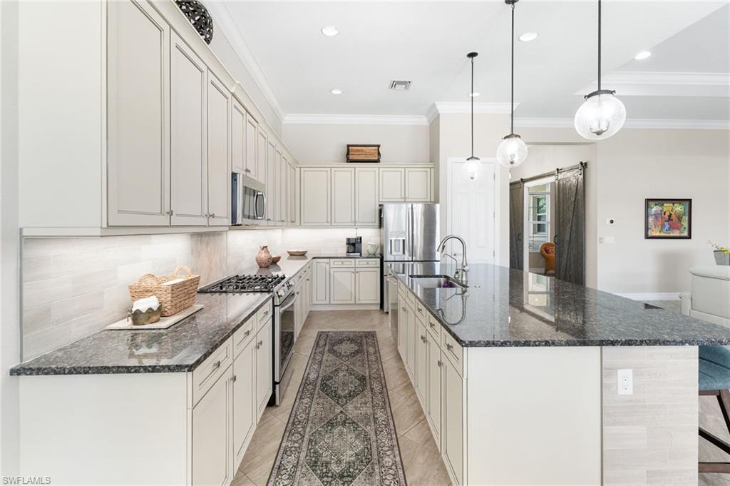 WOODHAVEN - Residential