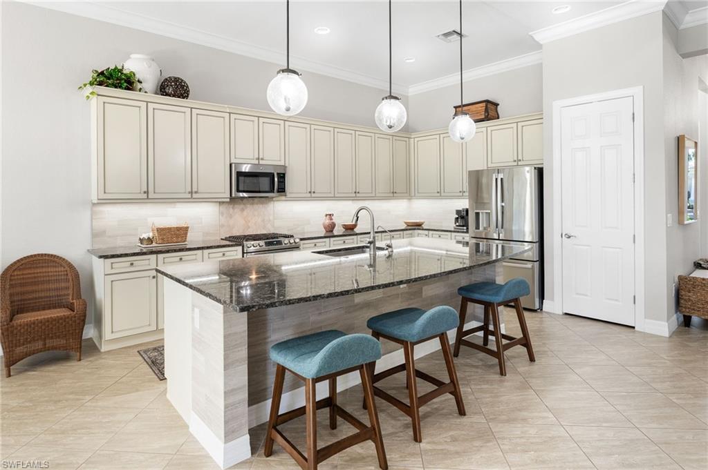 WOODHAVEN - Residential