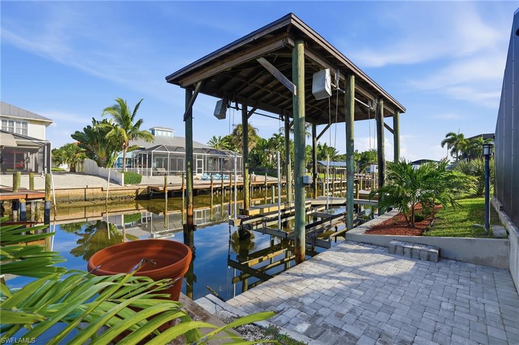 SHELL MOUND PARK - Residential