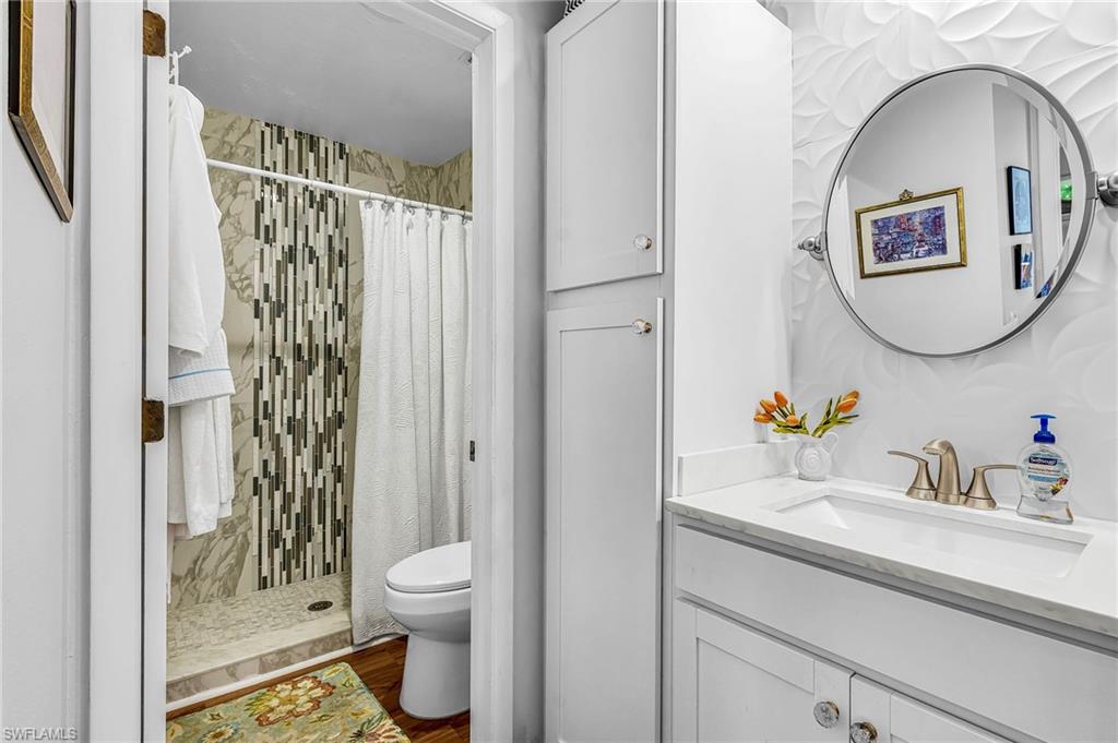 CAPTAINS COVE CONDO - Residential