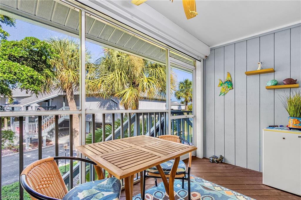 CAPTAINS COVE CONDO - Residential