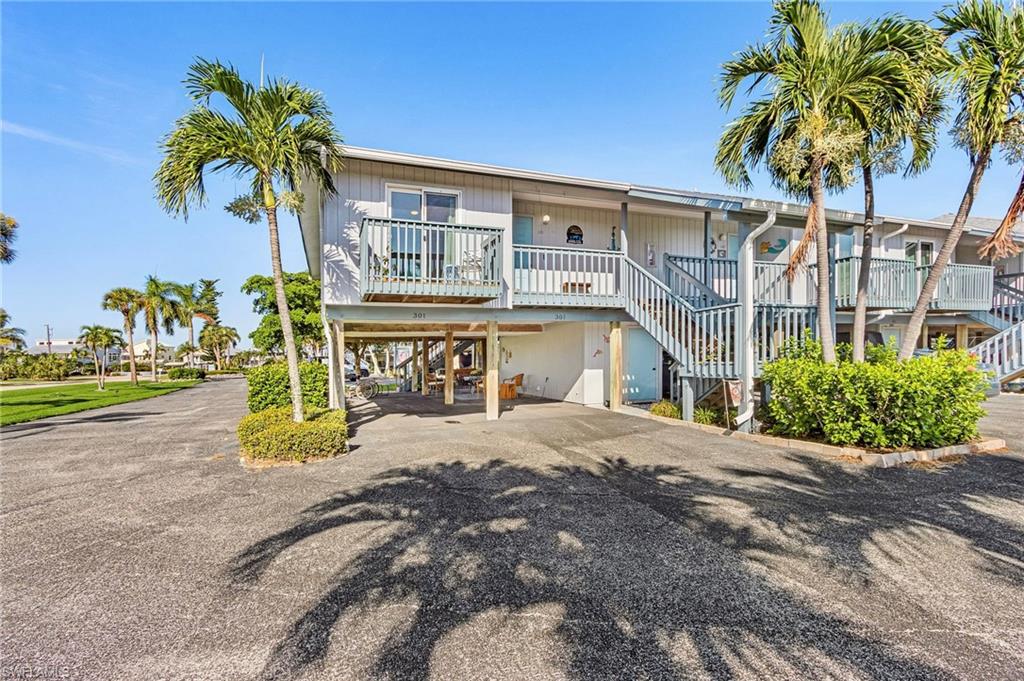 CAPTAINS COVE CONDO - Residential