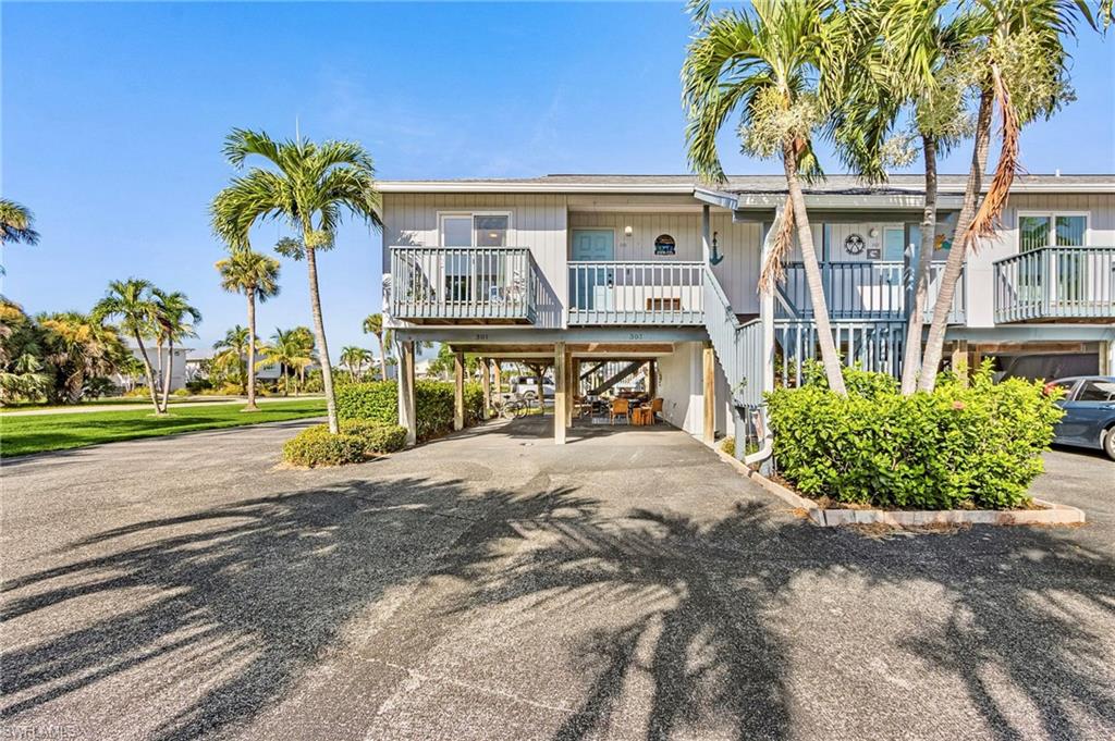 CAPTAINS COVE CONDO - Residential