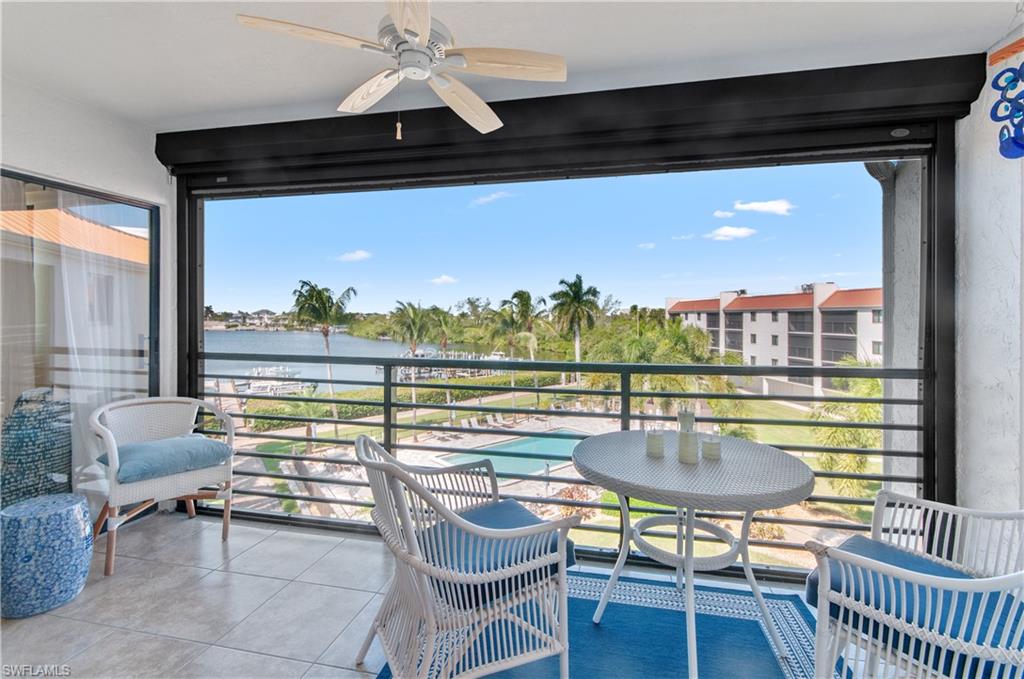 HICKORY HARBOUR - Residential