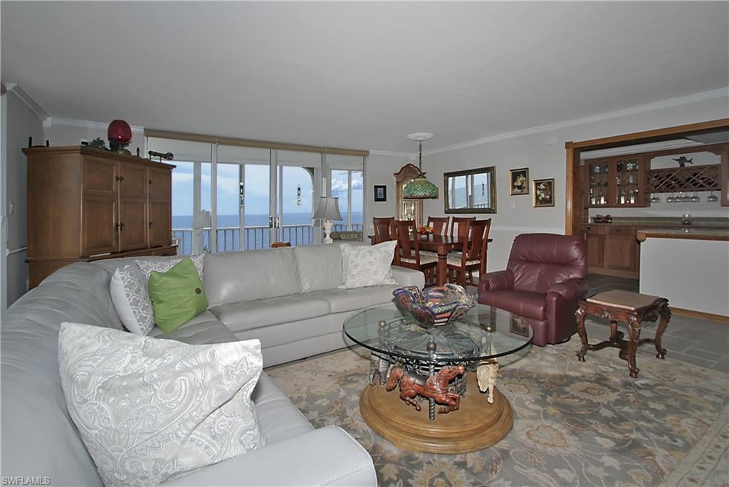 CRECIENTE CONDO SOUTH - Residential