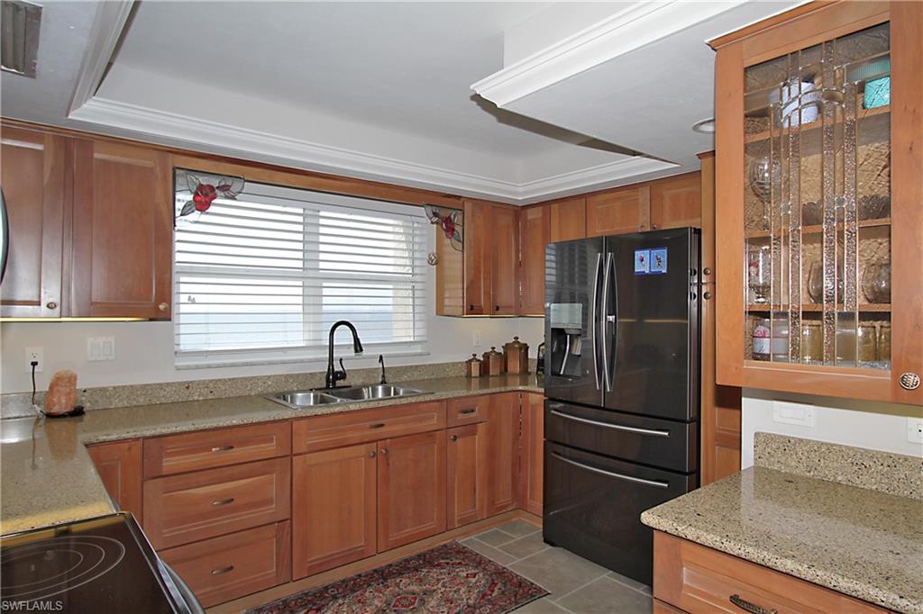 CRECIENTE CONDO SOUTH - Residential