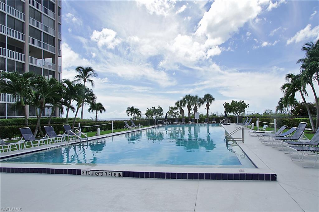 CRECIENTE CONDO SOUTH - Residential