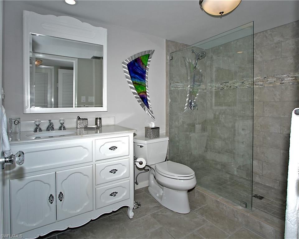 CRECIENTE CONDO SOUTH - Residential