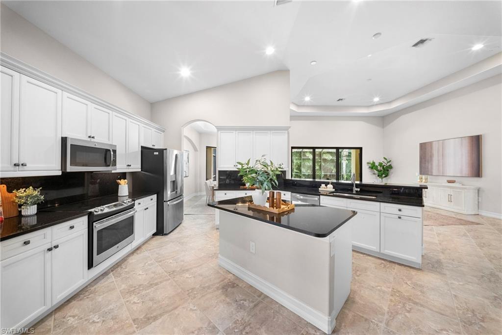 BLACK BEAR RIDGE - Residential