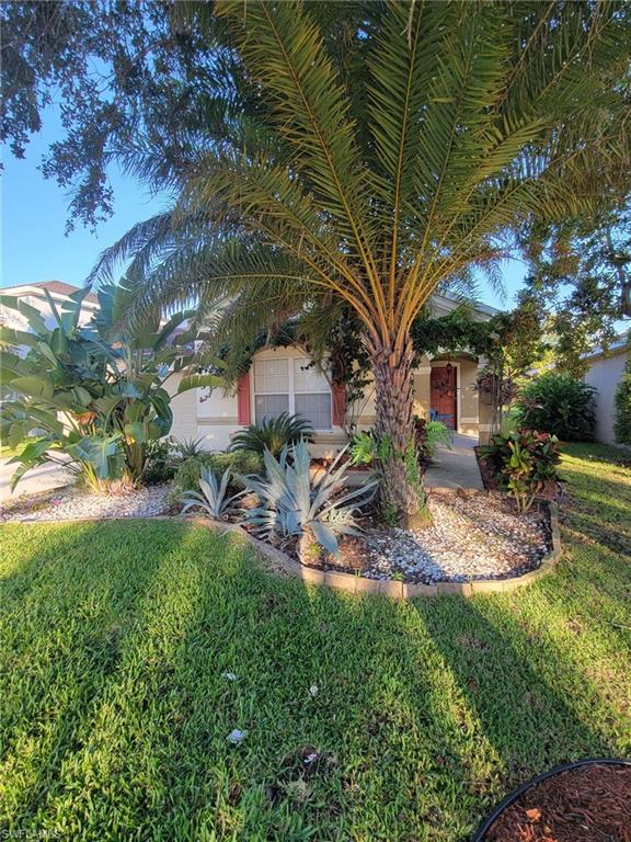 TOWN LAKES - Residential Lease