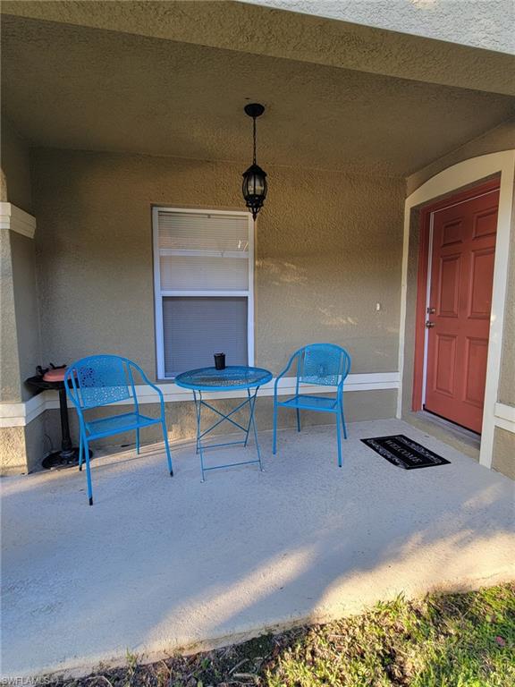 TOWN LAKES - Residential Lease