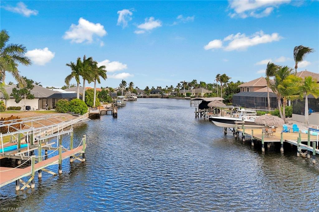 CAPE CORAL - Land