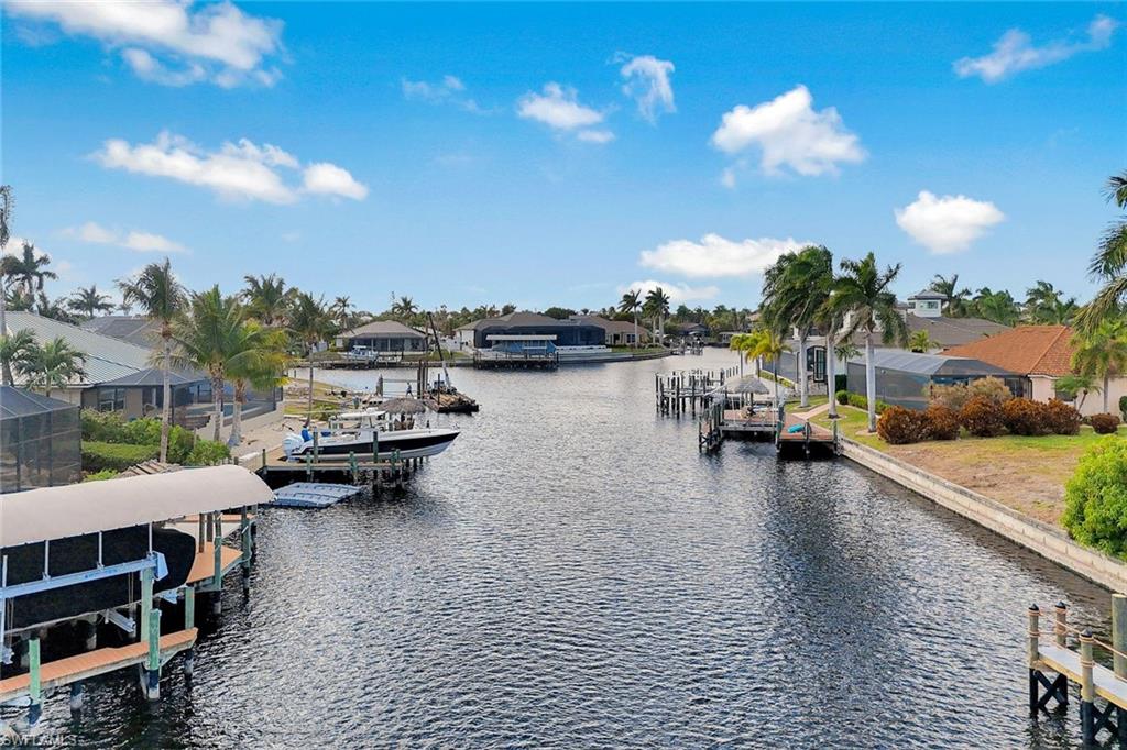CAPE CORAL - Land