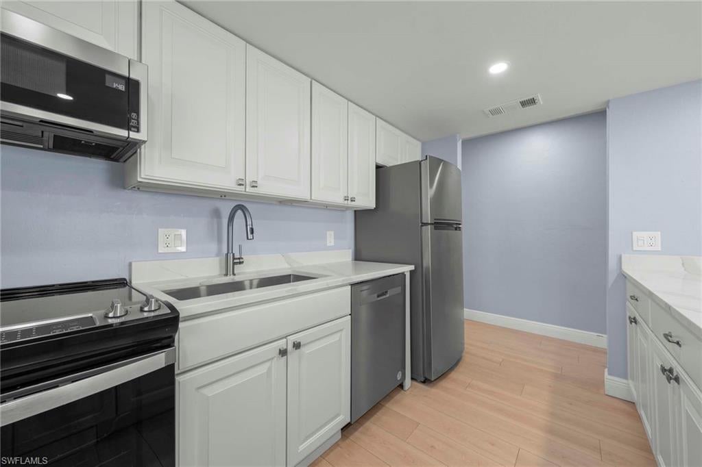 BEACH VILLAS CONDO - Residential