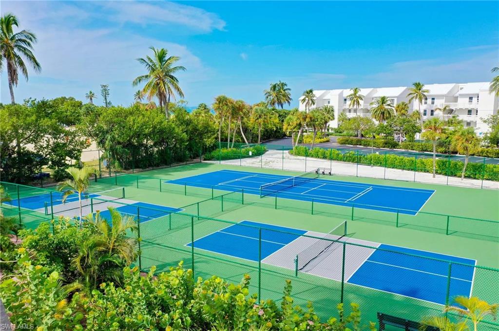 BEACH VILLAS CONDO - Residential