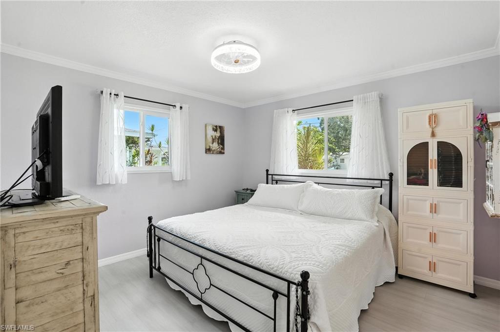 FORT MYERS SHORES - Residential
