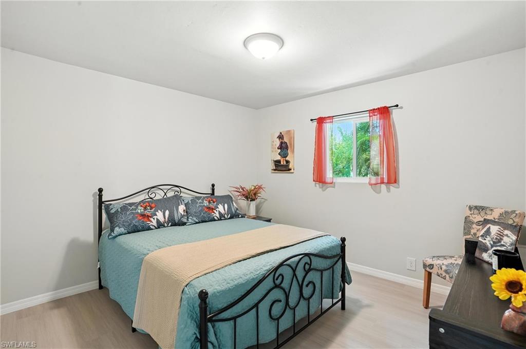 FORT MYERS SHORES - Residential