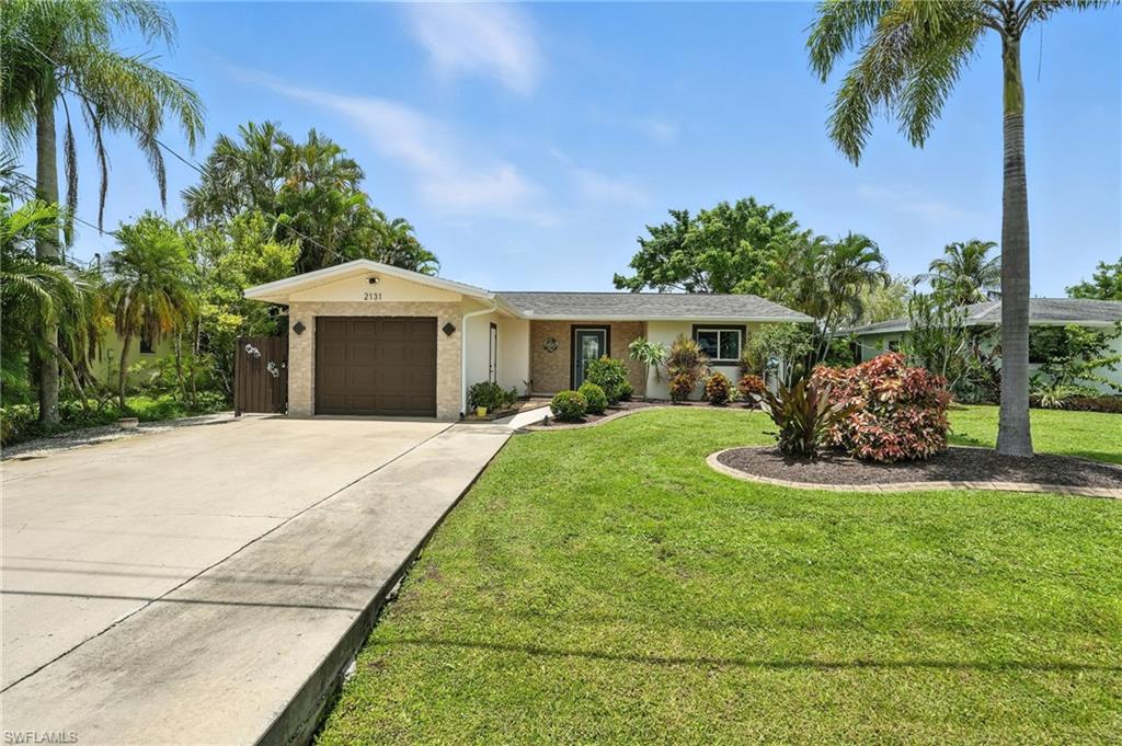 FORT MYERS SHORES - Residential