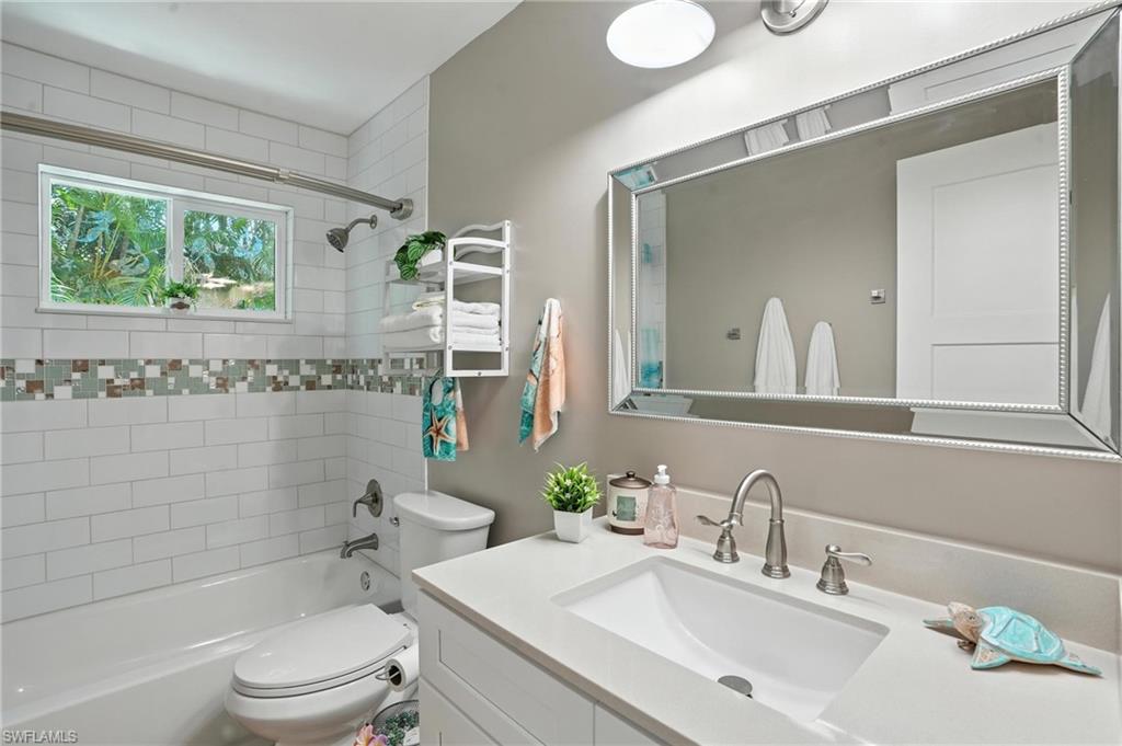 FORT MYERS SHORES - Residential