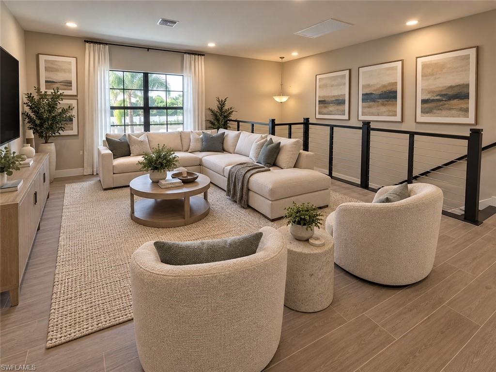 SUMMERCREST - Residential