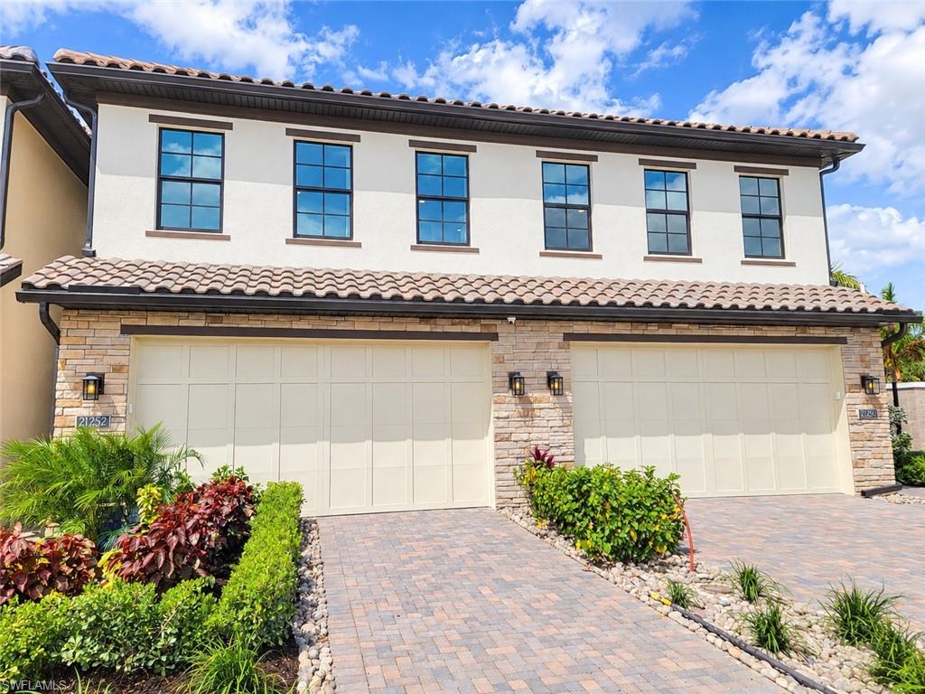 SUMMERCREST - Residential