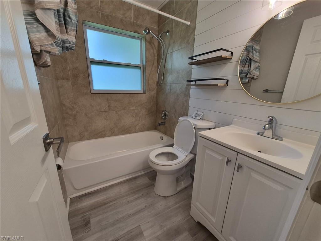 CAPE CORAL - Residential Income
