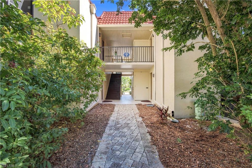 SANIBEL MOORINGS CONDO - Residential