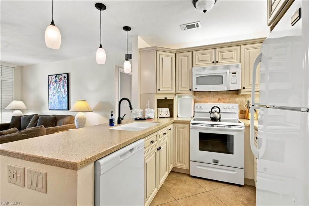 SANIBEL MOORINGS CONDO - Residential