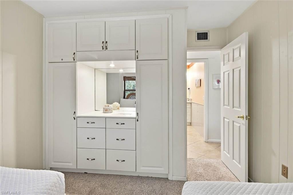 SANIBEL MOORINGS CONDO - Residential