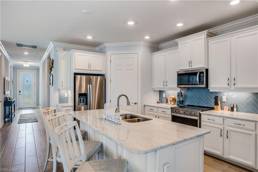 HALFMOON POINT - Residential Lease