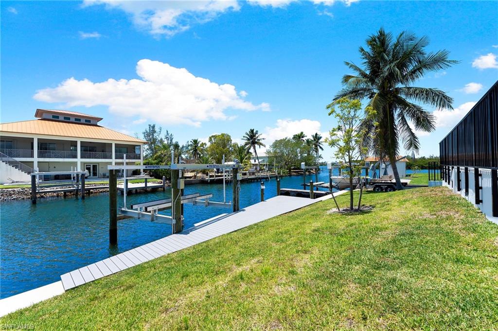 LITTLE HICKORY SHORES - Residential