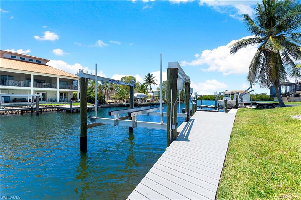 LITTLE HICKORY SHORES - Residential