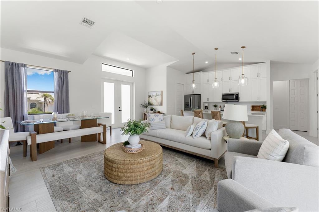 LITTLE HICKORY SHORES - Residential