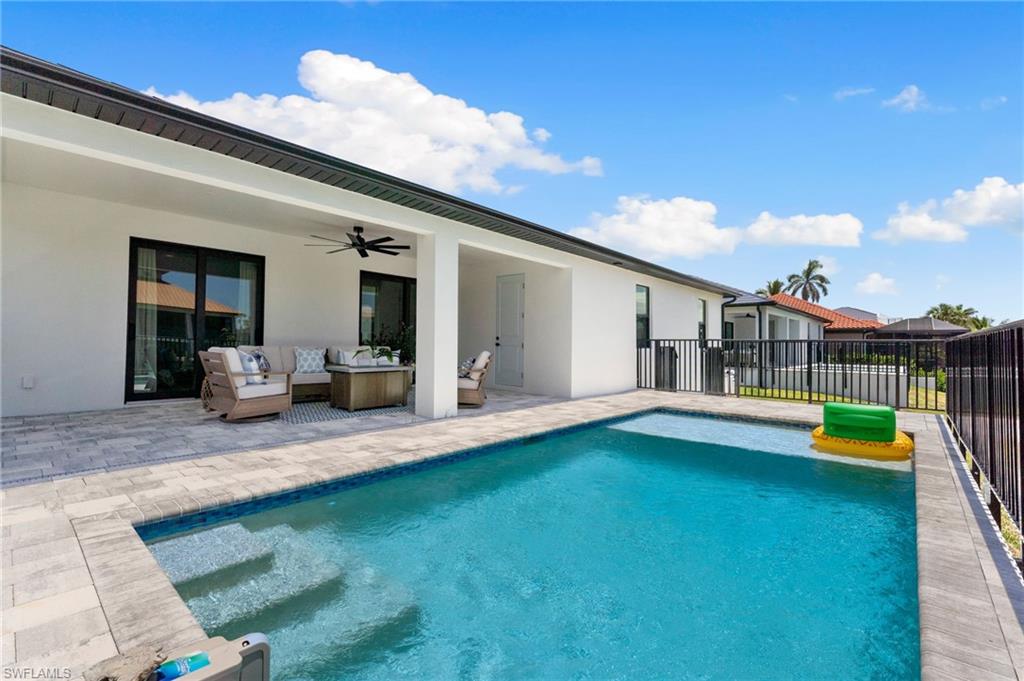 LITTLE HICKORY SHORES - Residential