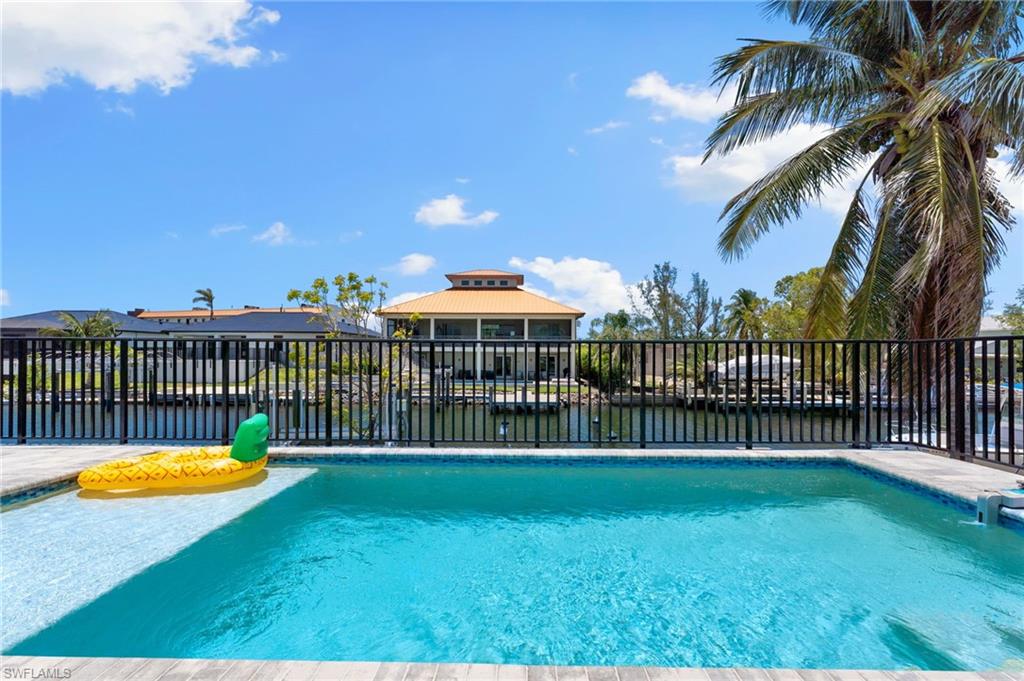 LITTLE HICKORY SHORES - Residential