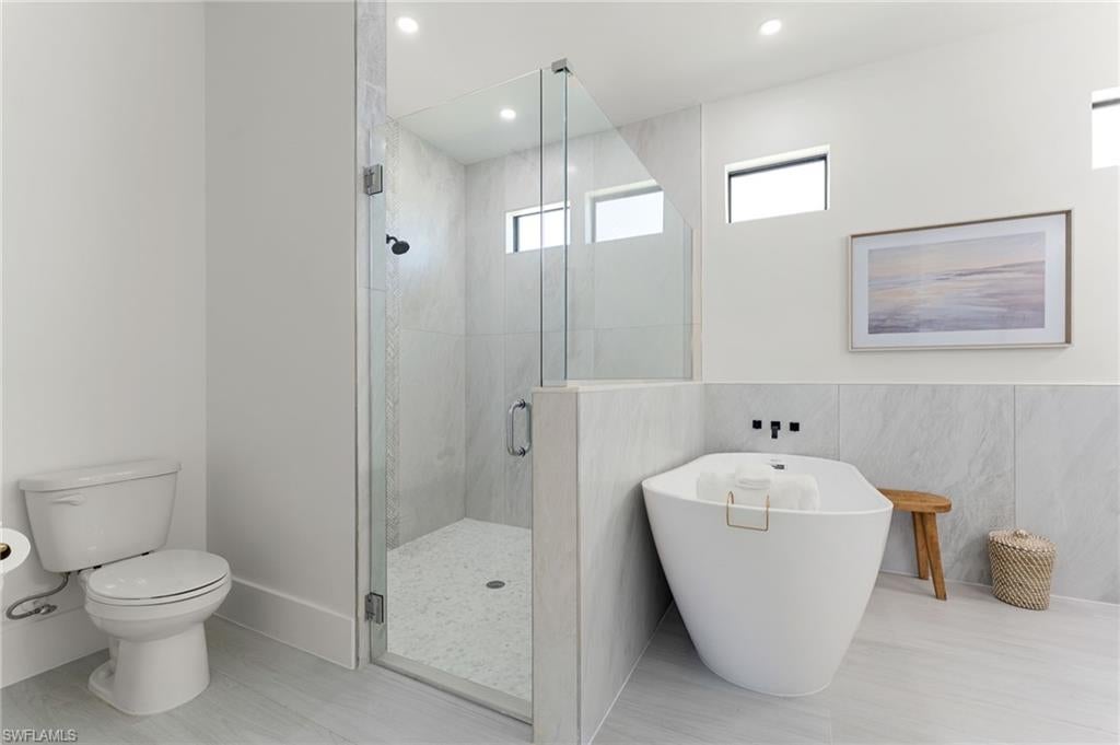 LITTLE HICKORY SHORES - Residential